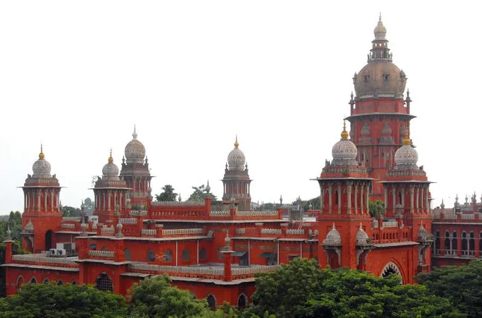  മാധ്യമപ്രവര്‍ത്തകരില്‍ നിന്ന് പിടിച്ചെടുത്ത ഫോണ്‍ അടക്കം എല്ലാ ഉപകരണങ്ങളും തിരിച്ചു നല്‍കണമെന്ന് മദ്രാസ് ഹൈക്കോടതി