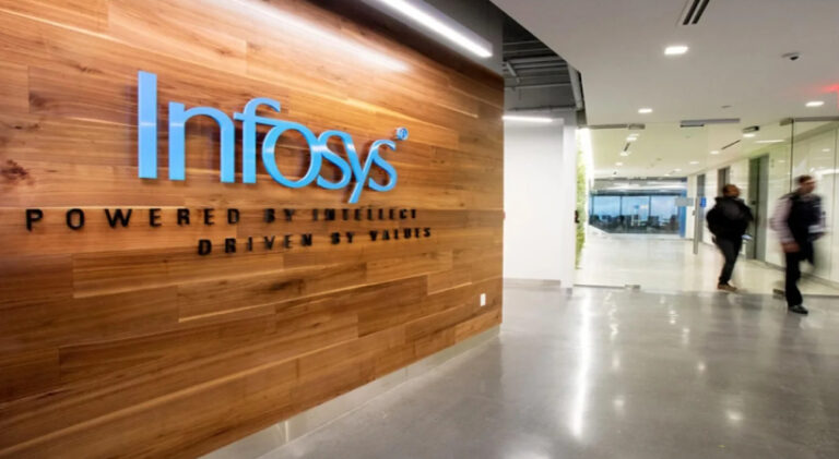  ഐടി ഭീമനായ ഇന്‍ഫോസിസ് മൈസൂരു കാമ്പസില്‍ നിന്ന് 700ഓളം ജീവനക്കാരെ പിരിച്ചുവിട്ടു