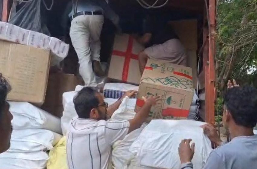  വാഹനത്തിൽ കടത്തിയ അര ടണ്ണോളം  ഒറ്റതവണ ഉപയോഗ നിരോധിത പ്ലാസ്റ്റിക് ഉൽപന്നങ്ങൾ പിടികൂടി