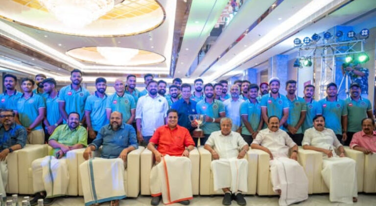  രഞ്ജി ട്രോഫി മത്സരത്തിൽ റണ്ണറപ്പായ കേരള ടീമിന് നാലര കോടി രൂപ കെസിഎ പാരിതോഷികം നൽകും