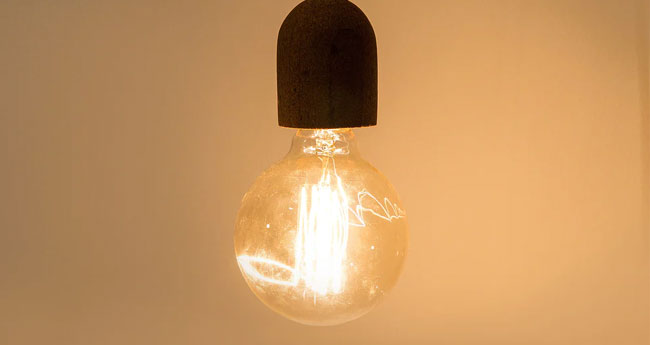  വ​ർ​ധി​പ്പി​ച്ച വൈ​ദ്യു​തി നി​ര​ക്ക്​ ഏ​പ്രി​ൽ ഒ​ന്നി​നു നി​ല​വി​ൽ വ​രും; യൂ​നി​റ്റി​ന്​ ​ശ​രാ​ശ​രി 12 പൈ​സ​യു​ടെ വ​ർ​ധ​ന​യാ​ണ്​ ന​ട​പ്പാ​കു​ക