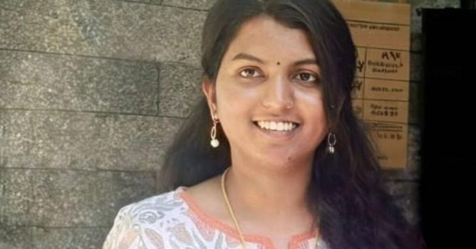  കോഴിക്കോട് നവവധുവിനെ കിടപ്പുമുറിയിലെ കുളിമുറിയില്‍ തൂങ്ങിമരിച്ച നിലയില്‍ കണ്ടെത്തി