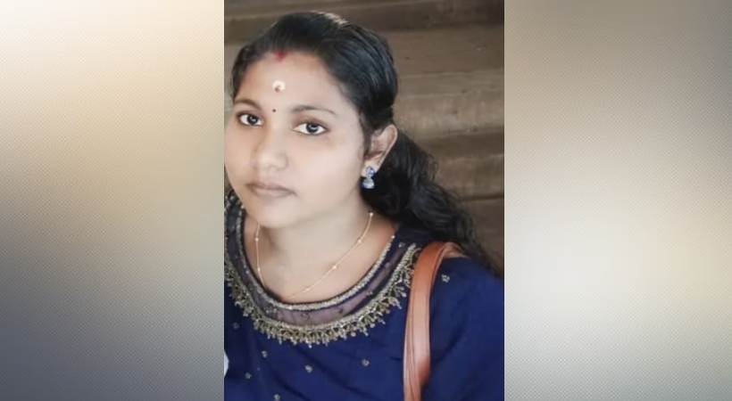  കണ്ണൂരിൽ യുവതിയുടെ ആത്മഹത്യ; ഭര്‍ത്താവിനും കുടുംബത്തിനുമെതിരെ പീഡനത്തെ തുടര്‍ന്നെന്ന് പരാതി
