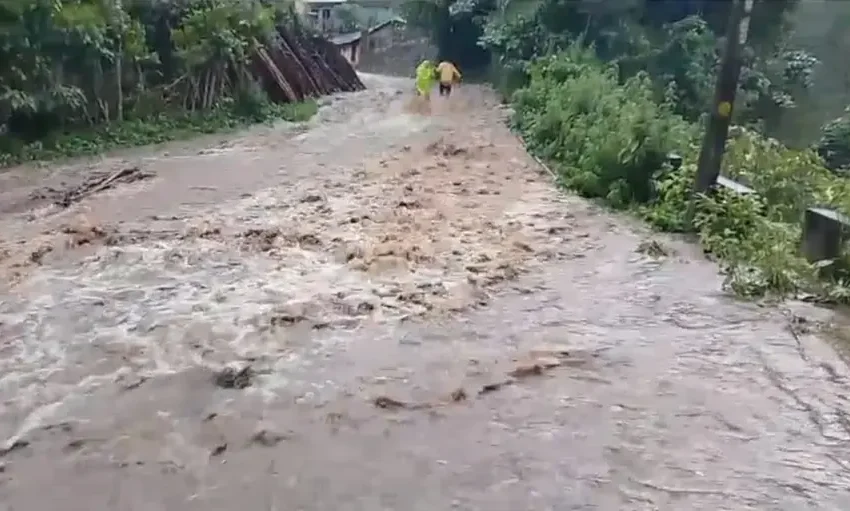  ഇടുക്കി കാന്തല്ലൂർ പുത്തൂരിൽ അതിശക്തമായ മഴയിൽ വ്യാപകനാശം