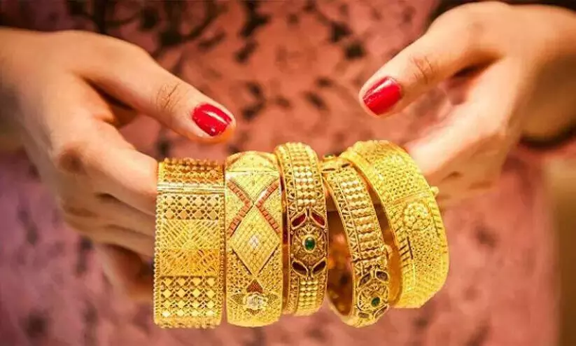  സ്വർണവില വീണ്ടും 71,000 രൂപയ്ക്ക് മുകളിൽ എത്തി; പവന്റെ വില ഒറ്റയടിക്ക് 1,760 രൂപയും, ഗ്രാമിന്റെ വില 220 രൂപയും വർധിച്ചു