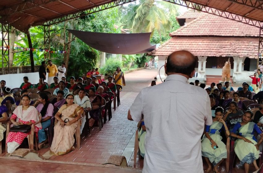  കേരള സ്റ്റേജ് വർക്കേഴ്സ് യൂണിയൻ സി ഐ ടി യു കണ്ണൂർ ജില്ലാ കമ്മിറ്റി ഉത്തര മേഖല കൈകൊട്ടി കളി മൽസരം നടത്തി