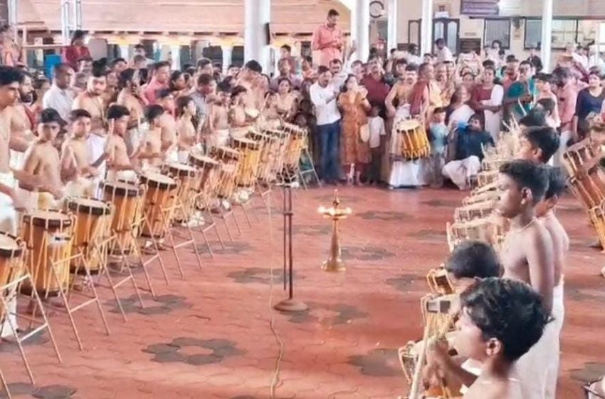  ചെണ്ടമേളം 2024 -25 ബാച്ചിലെ  കുട്ടികളുടെ അരങ്ങേറ്റം മാടായിക്കാവ് സരസ്വതീമണ്ഡപത്തിൽ വച്ച് നടന്നു