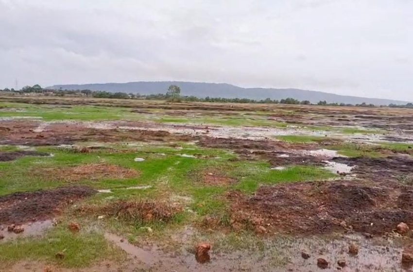  മഴ പെയ്തതോടെ  ജലസമൃദ്ധിയിൽ  മാടായിപ്പാറ‌യിലെ ജലാശയങ്ങൾ കുളിർമയുളള കാഴ്ചയാണ്