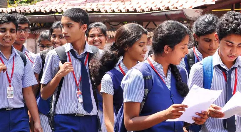  സംസ്ഥാനത്തെ ഹയര്‍സെക്കന്‍ഡറി, വൊക്കേഷണല്‍ ഹയര്‍സെക്കന്‍ഡറി പരീക്ഷാ ഫലങ്ങള്‍ പ്രഖ്യാപിച്ചു; 77.81% വിജയം