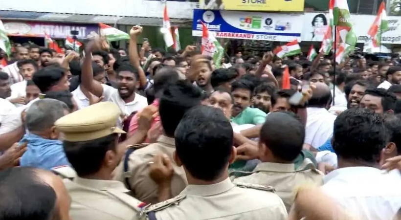  മലപ്പട്ടത്ത് പ്രകോപന മുദ്രാവാക്യം വിളിച്ച സംഭവം; യൂത്ത് കോണ്‍ഗ്രസ് നേതാക്കളുടെ അറസ്റ്റ് ഇന്ന് രേഖപ്പെടുത്തിയേക്കും