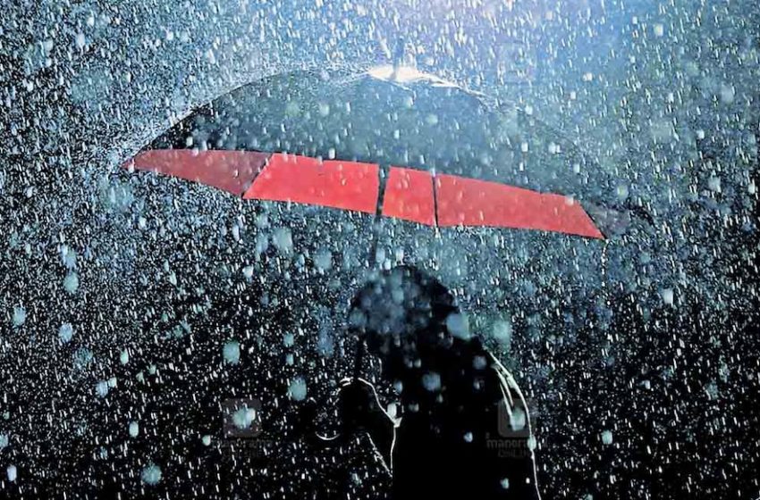 സംസ്ഥാനത്ത് അതിശക്തമായ മഴയ്ക്ക് സാധ്യതയെന്ന് കേന്ദ്ര കാലാവസ്ഥാ വകുപ്പ്; നാല് ജില്ലകളിൽ ഓറഞ്ച് അലർട്ട്