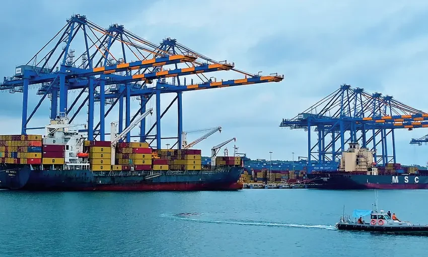  വിഴിഞ്ഞം അന്താരാഷ്‌ട്ര തുറമുഖത്തിന്റെ ഒന്നാംഘട്ടത്തിന്റെ കമീഷനിങ്‌ വെള്ളിയാഴ്‌ച