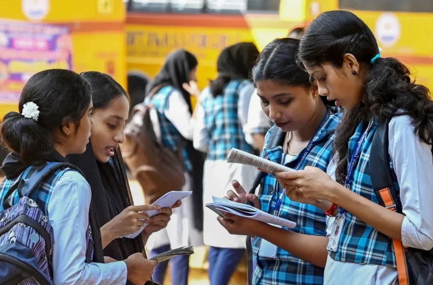  സംസ്ഥാനത്ത് പ്ലസ് വൺ ക്ലാസുകൾ ഇന്ന് ആരംഭിക്കും