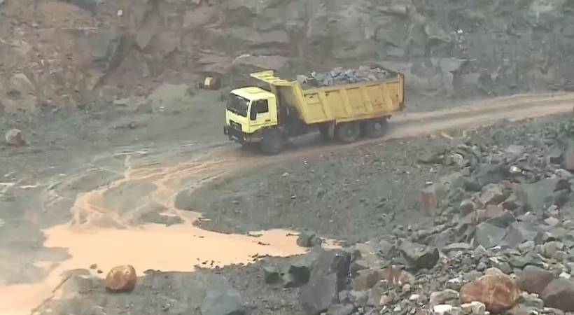  സംസ്ഥാനത്ത് 21 ക്വാറികൾക്ക് കൂടി അനുമതി നൽകാൻ സർക്കാർ തീരുമാനം