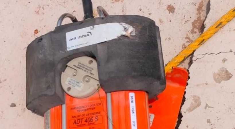 അപകടത്തില്‍പെട്ട എയര്‍ ഇന്ത്യ വിമാനത്തിന്റെ ബ്ലാക്ക് ബോക്‌സ് കണ്ടെത്തി