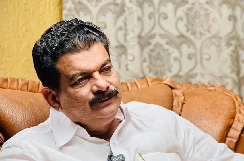  ഫോണ്‍ ചോര്‍ത്തല്‍ വിവാദത്തില്‍ പി വി അന്‍വറിനെതിരെ രൂക്ഷ വിമര്‍ശനവുമായി ഹൈക്കോടതി