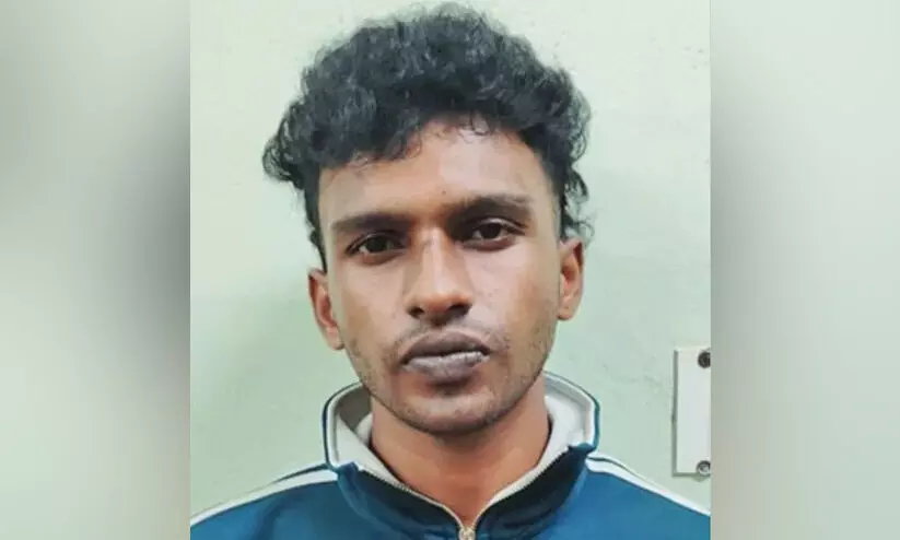  സ്വകാര്യ ഡി അഡിക്ഷൻ​ സെന്ററിൽ ജോലി ചെയ്യുന്ന യുവാവ് എം.ഡി.എം.എയുമായി പിടിയിലായി
