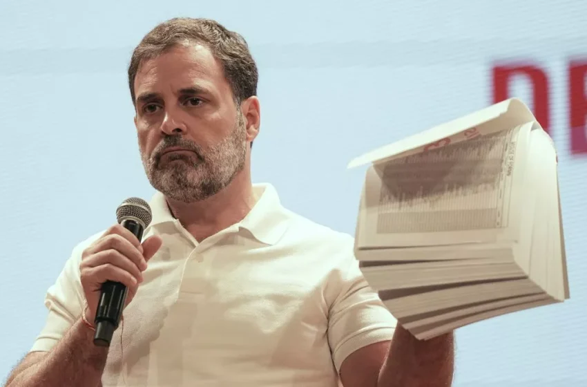  തിരഞ്ഞെടുപ്പ് കമ്മീഷനെതിരെ ​ആരോപണവുമായി പ്രതിപക്ഷ നേതാവ് രാഹുൽ​ഗാന്ധി