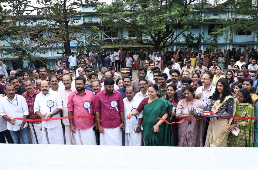  ആയുർവേദ ചികിത്സാ രംഗത്ത് കേരളം രാജ്യത്തിന് മാതൃക; ആരോഗ്യമന്ത്രി വീണാ ജോർജ്