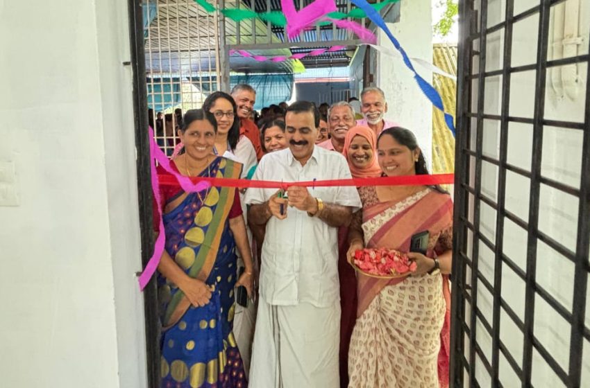  പട്ടുവം കുടുംബാരോഗ്യകേന്ദ്രം കോൺഫറൻസ് ഹാൾ ഉദ്ഘാടനം തളിപ്പറമ്പ് ബ്ലോക്ക് പഞ്ചായത്ത് പ്രസിഡണ്ട് സി എം കൃഷ്ണൻ നിർവഹിച്ചു