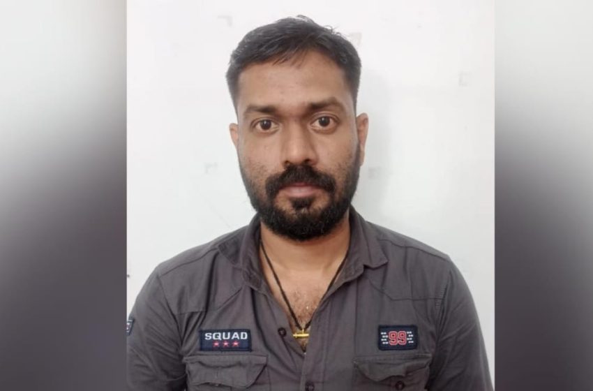  ലേലത്തിനായി ഡ്രെഡ്ജ് ചെയ്ത് കൂട്ടിയിട്ടിരുന്ന പുഴമണൽ മോഷ്ടിച്ച പ്രതിയെ ധർമ്മടം പോലീസ് പിടികൂടി