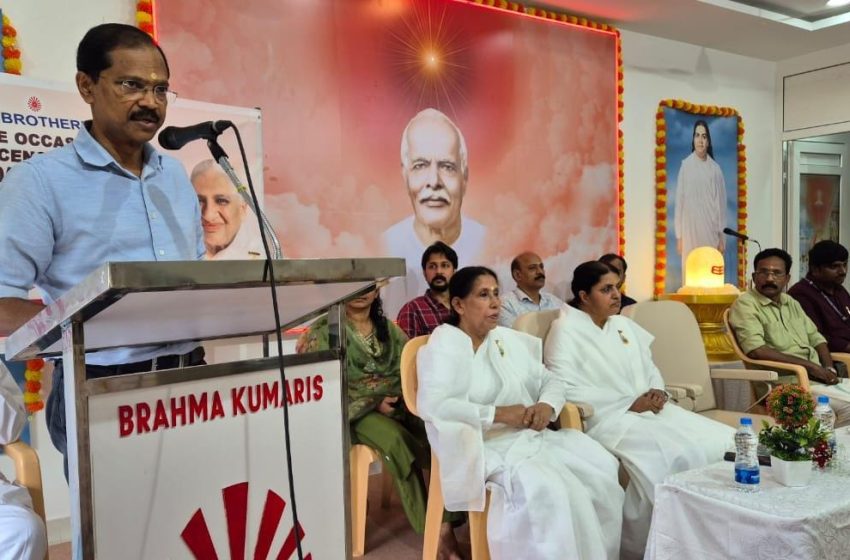  കോളേജ് രക്ത ബാങ്കും തളിപ്പറമ്പ് പ്രജാപിത ബ്രഹ്മകുമാരീസും സംയുക്തമായി മെഗാ രക്ത ദാന ക്യാമ്പ് സംഘടിപ്പിച്ചു