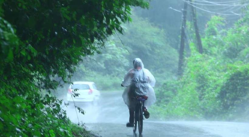  വടക്കൻ കേരളത്തിൽ ഒറ്റപ്പെട്ട ശക്തമായ മഴയ്ക്ക് സാധ്യത; മൂന്ന് ജില്ലകളിൽ യെല്ലോ അലേർട്ട്