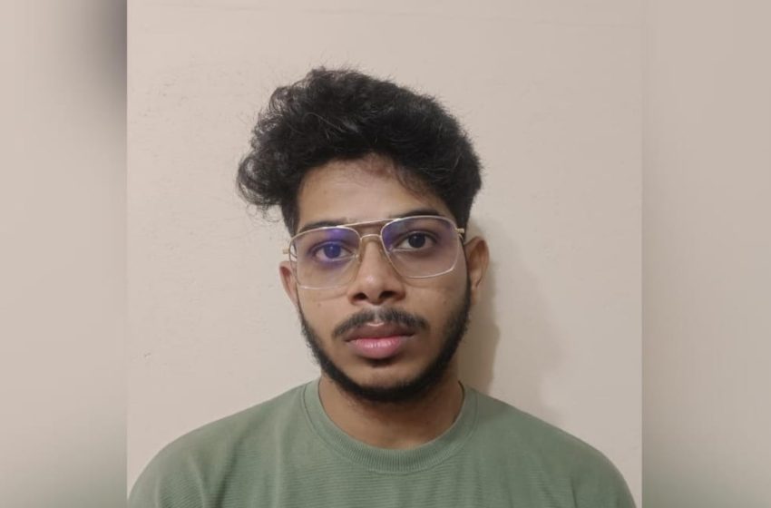  പിഎസ്‌ സി പരീക്ഷയിൽ ഹൈടെക് കോപ്പിയടി; സഹായിയും പിടിയിൽ