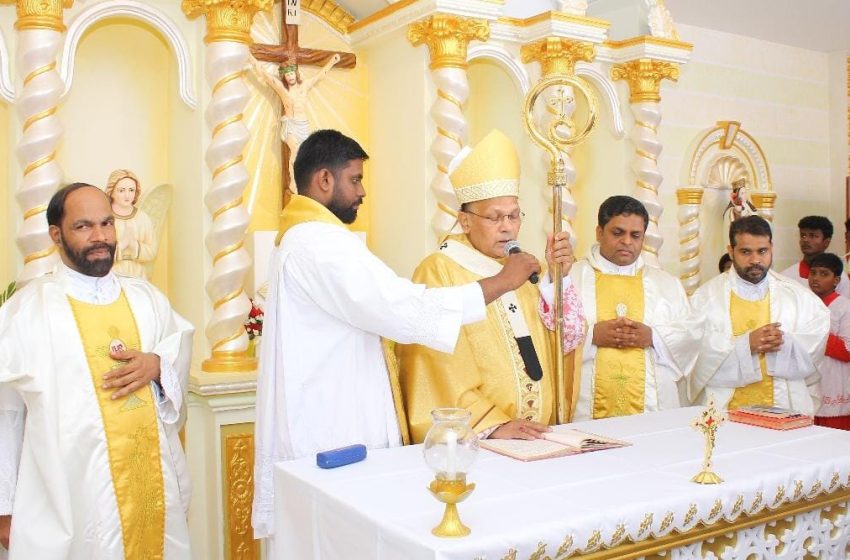  മാഹി ബസിലിക്കാ നിത്യാരാധന ചാപ്പലിന്റെ ആശീർവാദ കർമ്മം നടത്തി