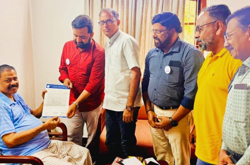  വ്യാപാരി തൊഴിലാളികളുടെ പുനരധിവാസം; വ്യാപാരി നേതാക്കൾ എം എൽ എ യെ കണ്ടു