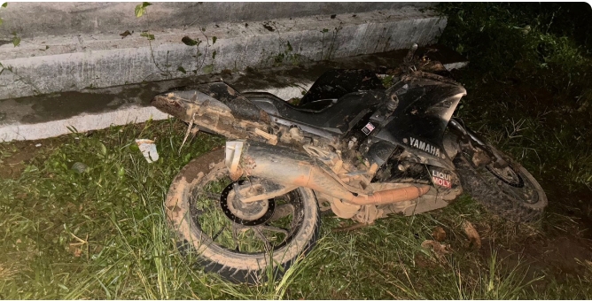  അമ്പലവയൽ റസ്റ്റ് ഹൗസിന് സമീപം നിയന്ത്രണം വിട്ട ബൈക്ക് പോസ്റ്റിൽ ഇടിച്ച് യുവാക്കൾ മരിച്ചു