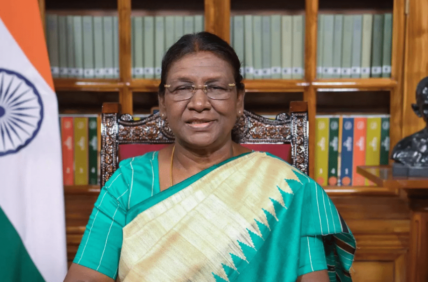  രാഷ്ട്രപതി ദ്രൗപദി മുർമുവിന്റെ കേരള സന്ദർശനം തുടരുന്നു; ഇന്ന് കൊച്ചിയിൽ, ന​ഗരത്തിൽ ​ഗതാ​ഗത നിയന്ത്രണം