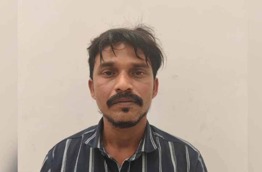  തേക്ക് മരങ്ങൾ മുറിച്ചു കടത്തിയ പ്രതിയെ കർണാടകയിൽ വെച്ച് മട്ടന്നൂർ പോലീസ് സാഹസികമായി പിടികൂടി