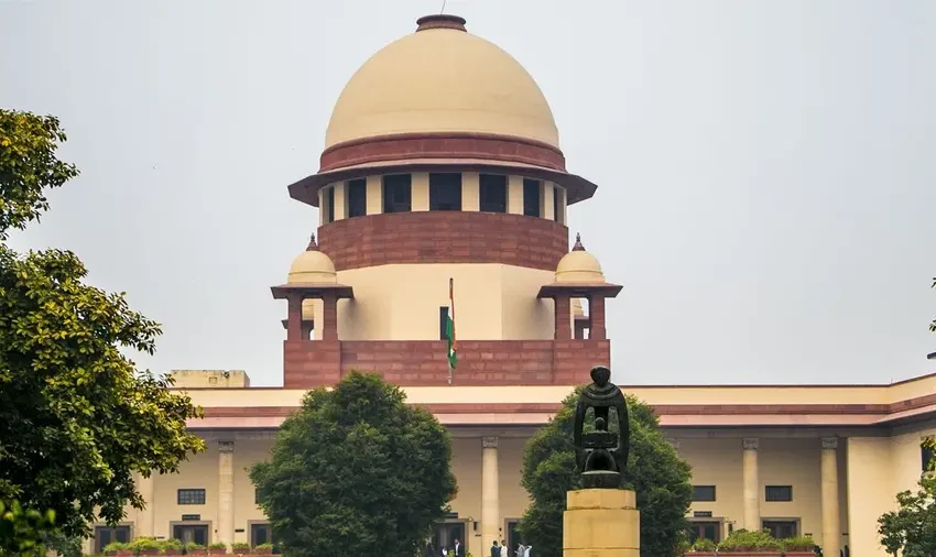  കേരളത്തിന്റെ എസ്ഐആർ സംബന്ധിച്ച ഹർജികളിൽ തെരഞ്ഞെടുപ്പ് കമീഷന് സുപ്രീംകോടതിയുടെ നോട്ടീസ്