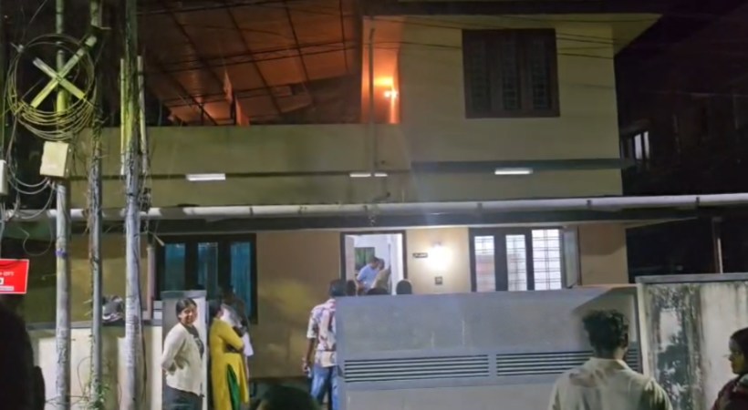  കൊച്ചിയില്‍ റിട്ടയേര്‍ഡ് അധ്യാപികയെ ദുരൂഹ സാഹചര്യത്തില്‍ മരിച്ചനിലയില്‍ കണ്ടെത്തി