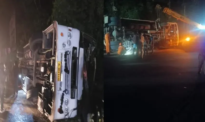  കോട്ടയം നെല്ലാപ്പാറയിൽ വിനോദയാത്രാ സംഘത്തിന്റെ ബസ് മറിഞ്ഞു; 36 പേർക്ക് പരിക്ക്