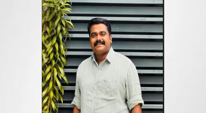  പയ്യന്നൂരിൽ പൊലീസിന് നേരെ ബോംബെറിഞ്ഞ കേസ്; സിപിഐഎം നേതാവിന് പരോൾ