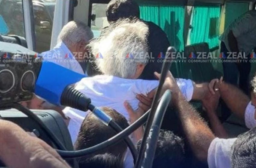  കണ്ണൂരിൽ റിപ്പബ്ലിക് ദിനാഘോഷത്തിനിടെ മന്ത്രി കടന്നപ്പള്ളി രാമചന്ദ്രൻ കുഴഞ്ഞുവീണു