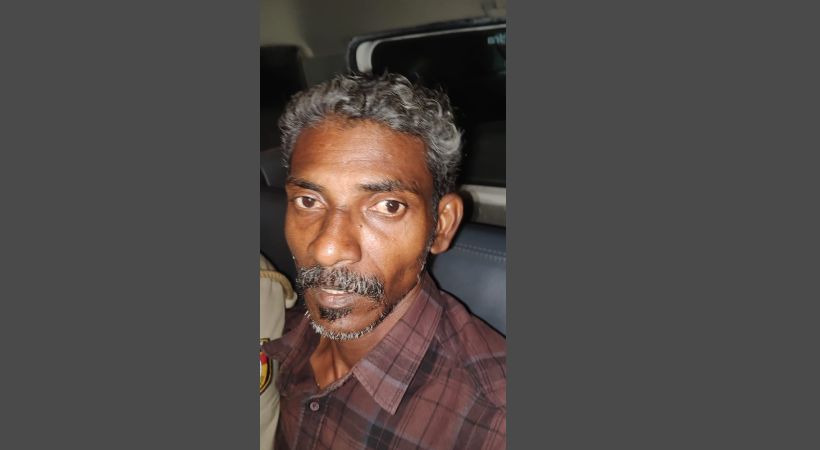  പത്തനംതിട്ട വകയാറില്‍ ഭാര്യയോടുള്ള സംശയത്തെ തുടര്‍ന്ന് ഭര്‍ത്താവ് വീടിന് തീയിട്ടു