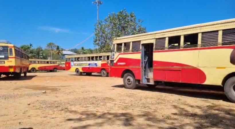  മകരവിളക്ക് ദര്‍ശനം കഴിഞ്ഞ് മടക്ക യാത്രക്ക് ഭക്തര്‍ക്കായി പമ്പയില്‍ 1000 ബസുകള്‍ എത്തിക്കുന്ന ക്രമീകരണം ആരംഭിച്ചു