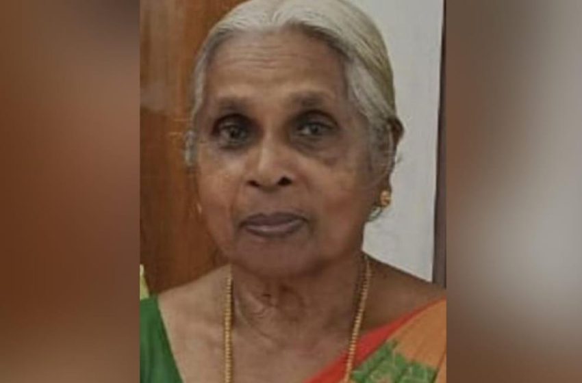  വീട്ടിലെ നിലവിളക്കിൽ നിന്ന് തീ പടർന്ന് വസ്ത്രത്തിൽ പിടിച്ചതിനെത്തു തുടർന്ന് പൊള്ളലേറ്റ വയോധിക മരിച്ചു