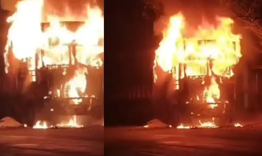  പാലക്കാട് കുളപ്പുള്ളി പാതയിൽ പത്തിരിപ്പാലയിൽ ഓടിക്കൊണ്ടിരുന്ന ലോറിക്ക് തീപിടിച്ചു