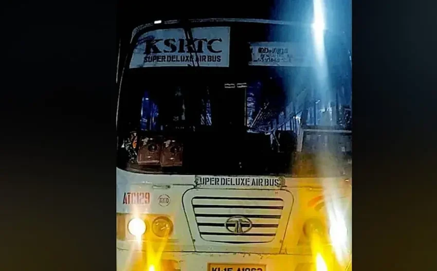  വയനാട്ടിൽ നിന്നു ബെംഗളൂരുവിലേക്കു വരികയായിരുന്ന കെഎസ്ആർടിസി ബസിനു നേരെ കാർ യാത്രക്കാരൻ തോക്കുചൂണ്ടി ഭീകരാന്തരീക്ഷം സൃഷ്ടിച്ചു