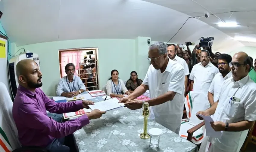  നിയമസഭാ തെരഞ്ഞെടുപ്പ്; ധർമ്മടത്ത് നാമനിർദേശപത്രിക സമർപ്പിച്ച് മുഖ്യമന്ത്രി പിണറായി വിജയൻ
