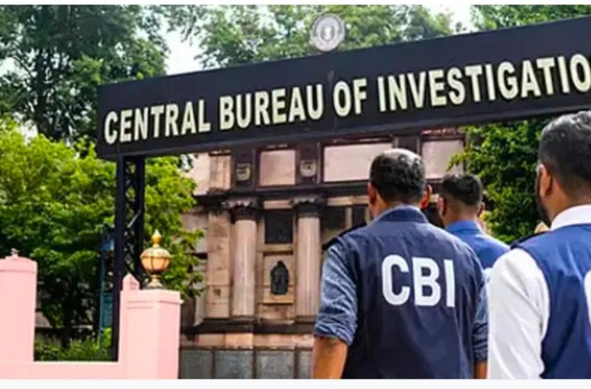  നീറ്റ്-യുജി ചോദ്യപേപ്പർ ചോർച്ചാ  കേസിൽ ഡോക്‌ടർ പിടിയിൽ.