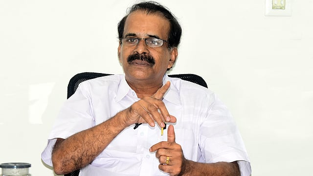  കേന്ദ്രമന്ത്രി സ്ഥാനം ജോർജ് കുര്യൻ രാജിവെച്ചു