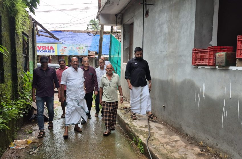  മഴക്കെടുതിയിൽ ദുരിതമനുഭവിച്ചവരെ വ്യാപാരി നേതാക്കൾ സന്ദർശിച്ചു