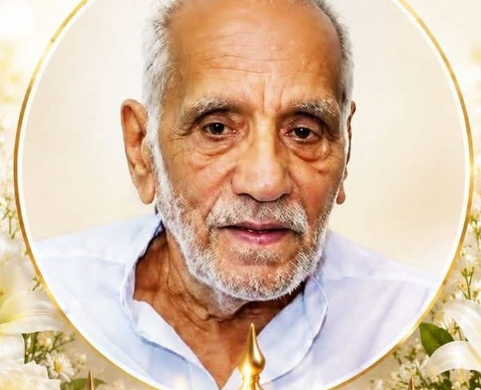  പി.വി.ബാലകൃഷ്ണമാരാർ അന്തരിച്ചു