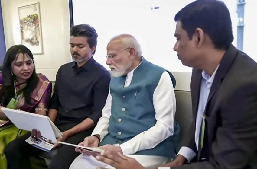  ചെന്നൈ മെട്രോ ഉദ്ഘാടനത്തിന് ശേഷം പ്രധാനമന്ത്രി മോദിയോടൊപ്പം യാത്ര ചെയ്ത് മുഖ്യമന്ത്രി വിജയ്
