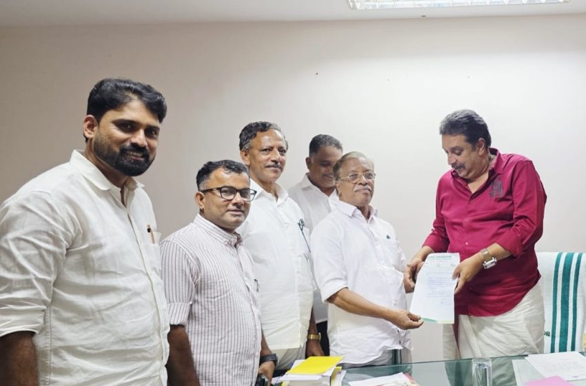  ഇരിക്കൂരിലെ കുരങ്ങ് ശല്യം; പരിഹാരം തേടി പഞ്ചായത്ത് പ്രസിഡന്റ് വനം മന്ത്രിക്ക് നിവേദനം നല്‍കി